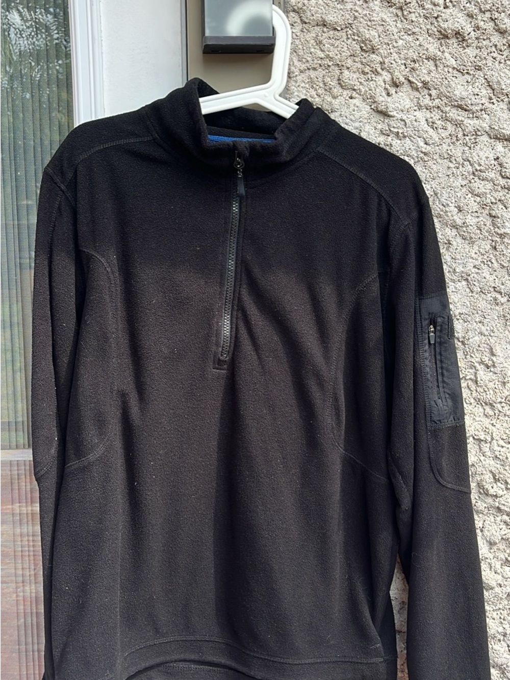 Mondetta Black Quarter-Zip Lightweight Fleece Pullover